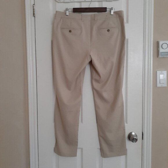 Mizzen+Main Men's Size 36X30 Beige Baron Chino Trim Fit Trouser Pants - Picture 3 of 11